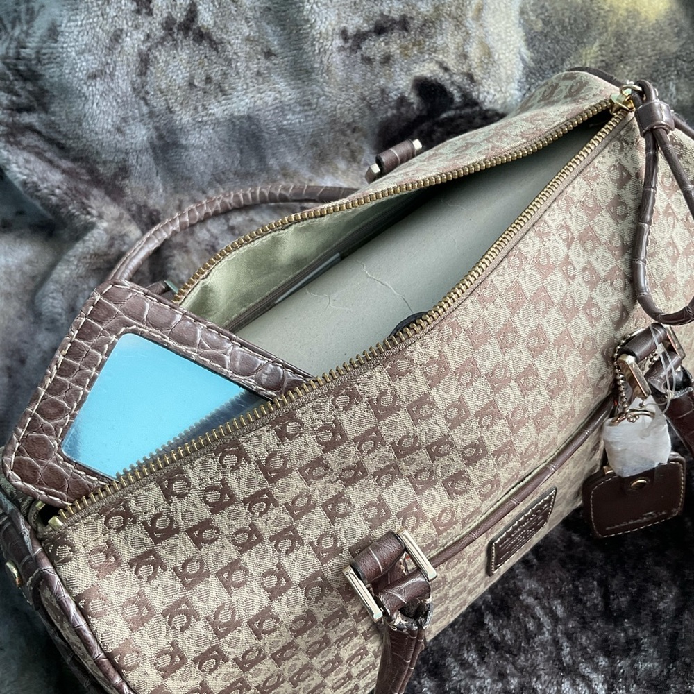 #39 NWT Liz Claiborne Bag🤎👜 - Picture 8 of 16